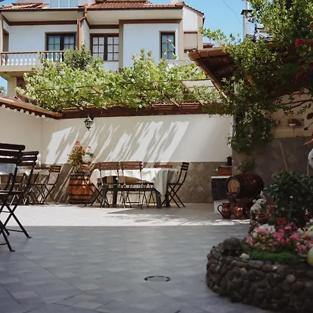 Πανσιόν Sarievi