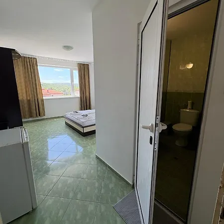 Sarievi Πανσιόν 2*