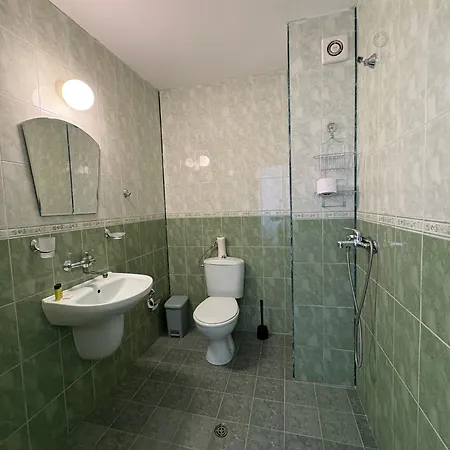 Πανσιόν Sarievi Tsarevo