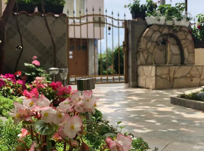 Pensión Sarievi Tsarevo