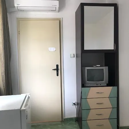 Guest house Sarievi 2*